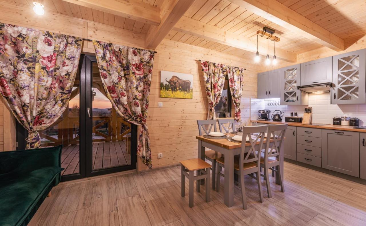 Chaty Skwirutowe Wzgorze - Domki Caloroczne Solina  Extérieur photo