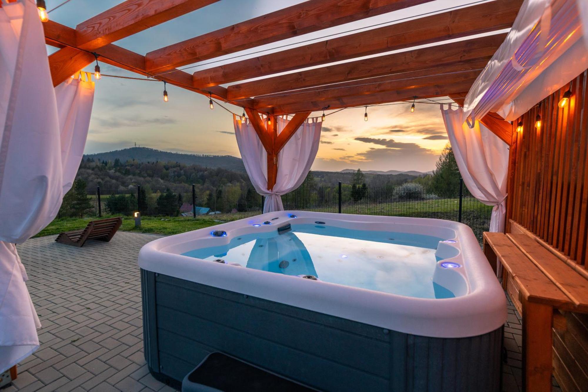 Chaty Skwirutowe Wzgorze - Domki Caloroczne Solina  Extérieur photo