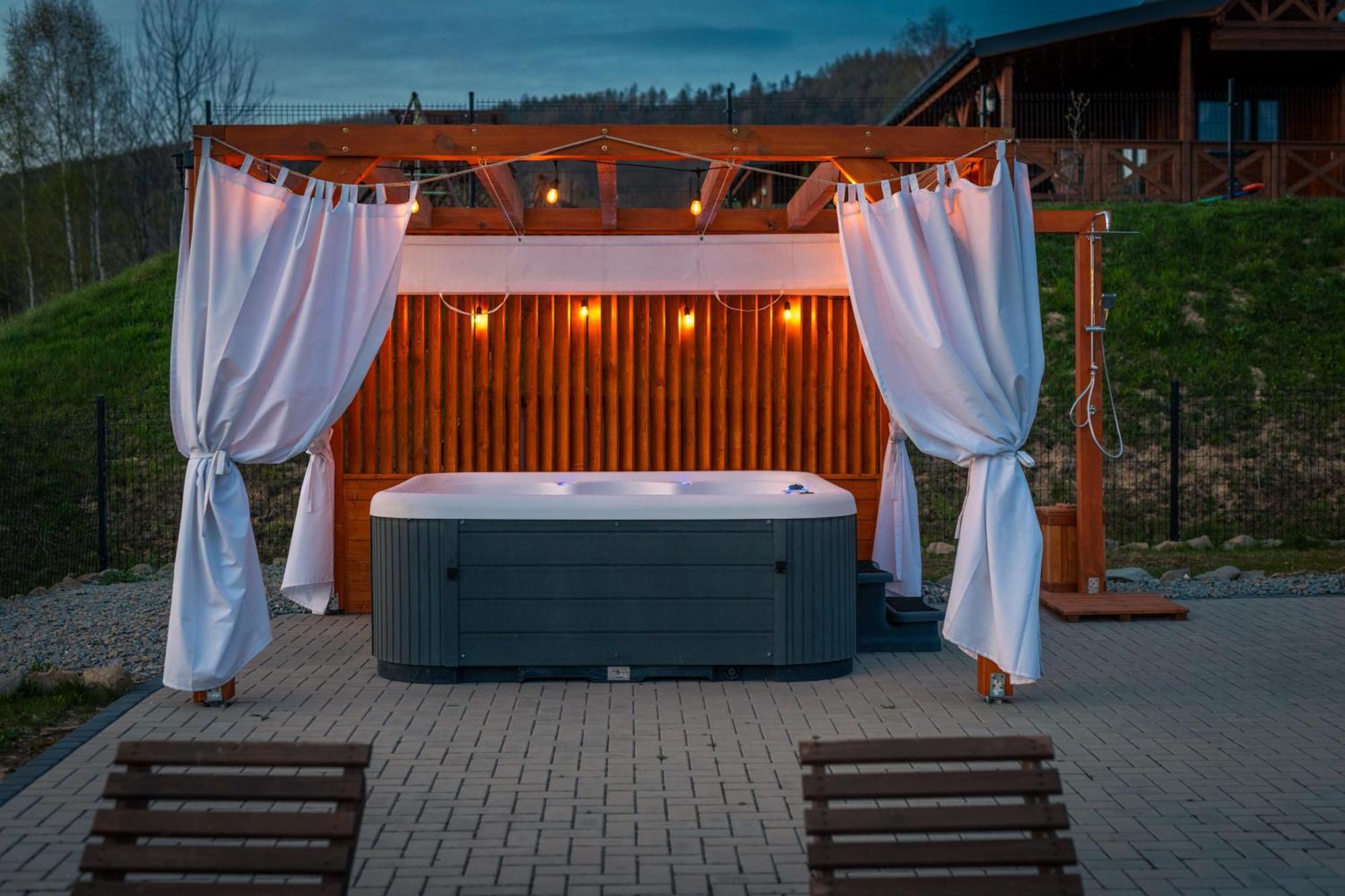 Chaty Skwirutowe Wzgorze - Domki Caloroczne Solina  Extérieur photo