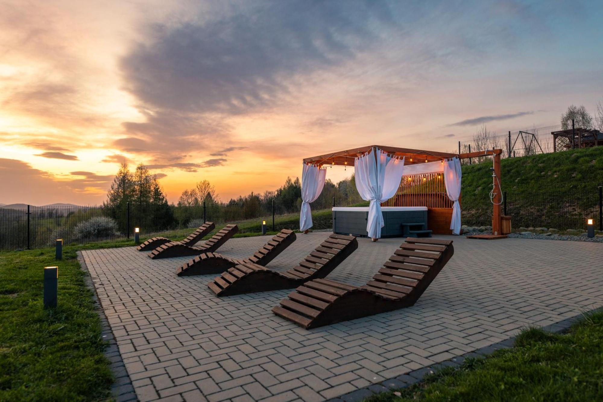 Chaty Skwirutowe Wzgorze - Domki Caloroczne Solina  Extérieur photo